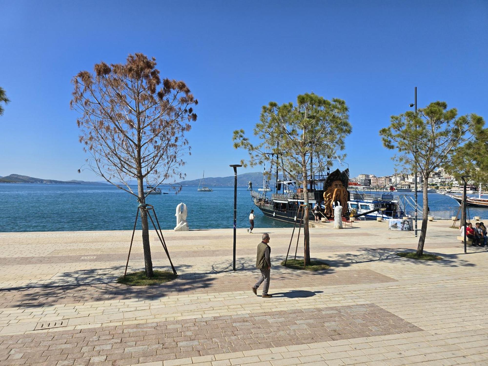 Deep Blue Rooftop - 111 Sarande Exterior photo