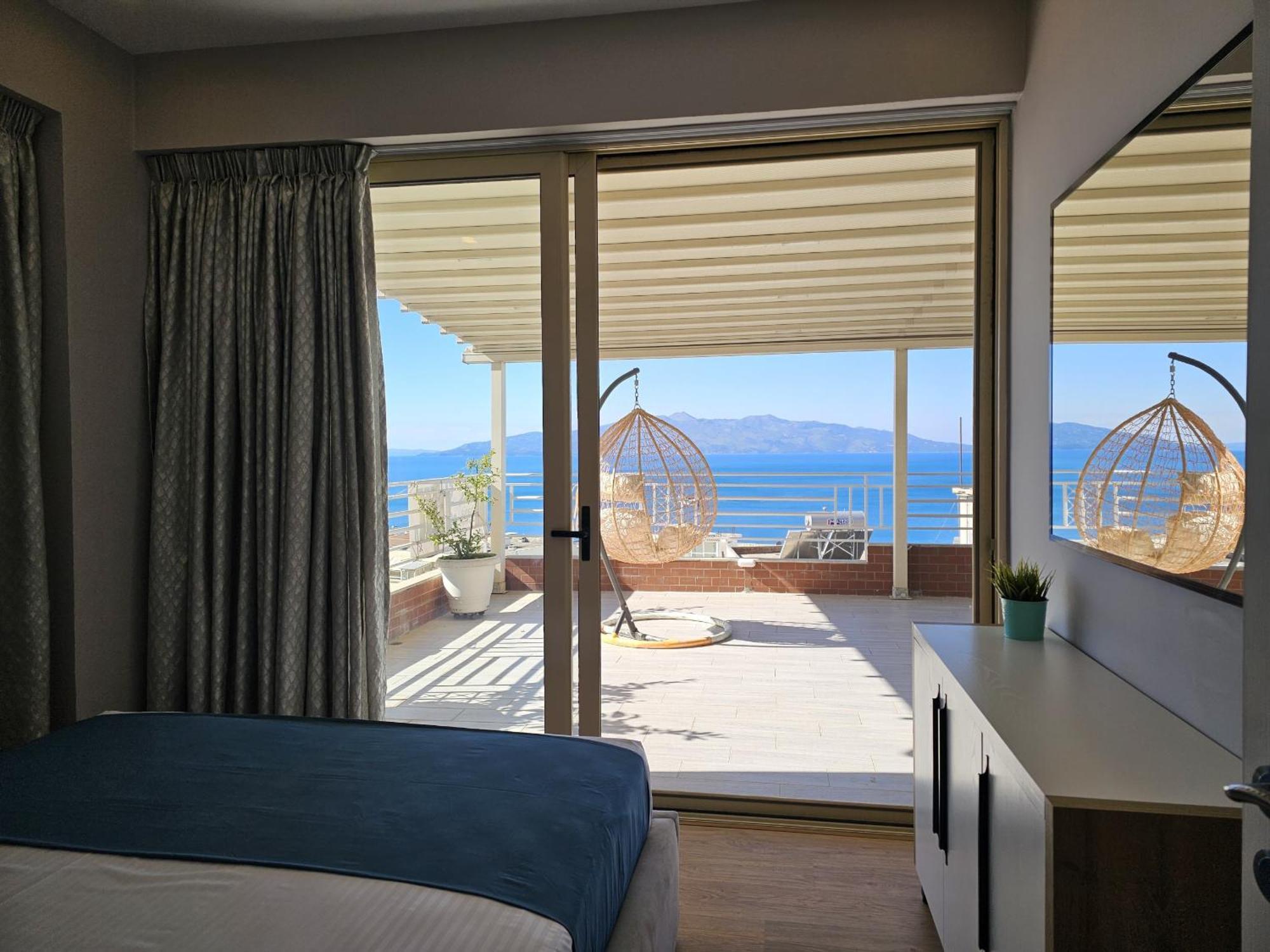 Deep Blue Rooftop - 111 Sarande Exterior photo